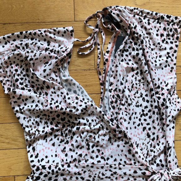 Brand New Bcbgmaxazria Women's Bcbg Painted Animal Print Wrap Dress - Picture 7 of 15